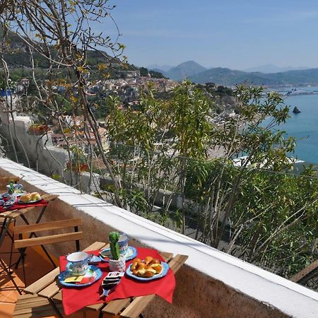B&B Fish Vietri sul Mare Exterior photo
