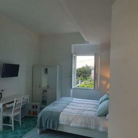 B&B Fish Vietri sul Mare Exterior photo